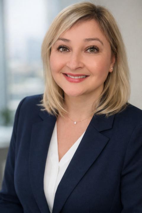 Miriam Nutt