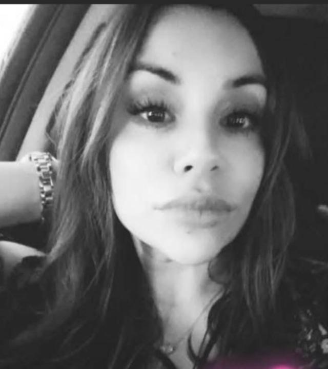 Debra Deleon