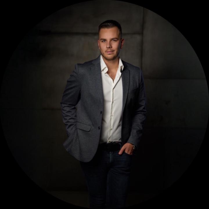 Erik Joo