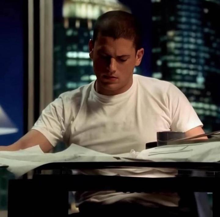 اياد نايف العنزي