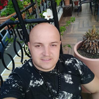 Ангел Ангелов