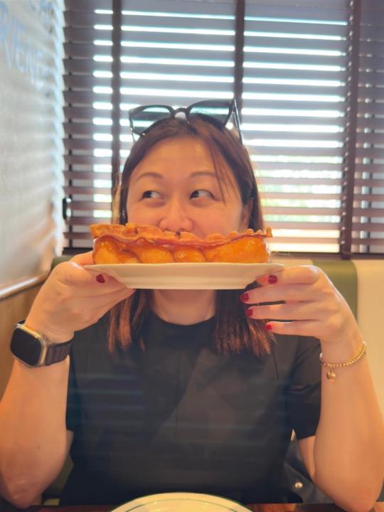 Sharon Lim