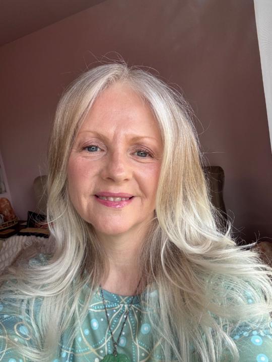 Lesley Suthern