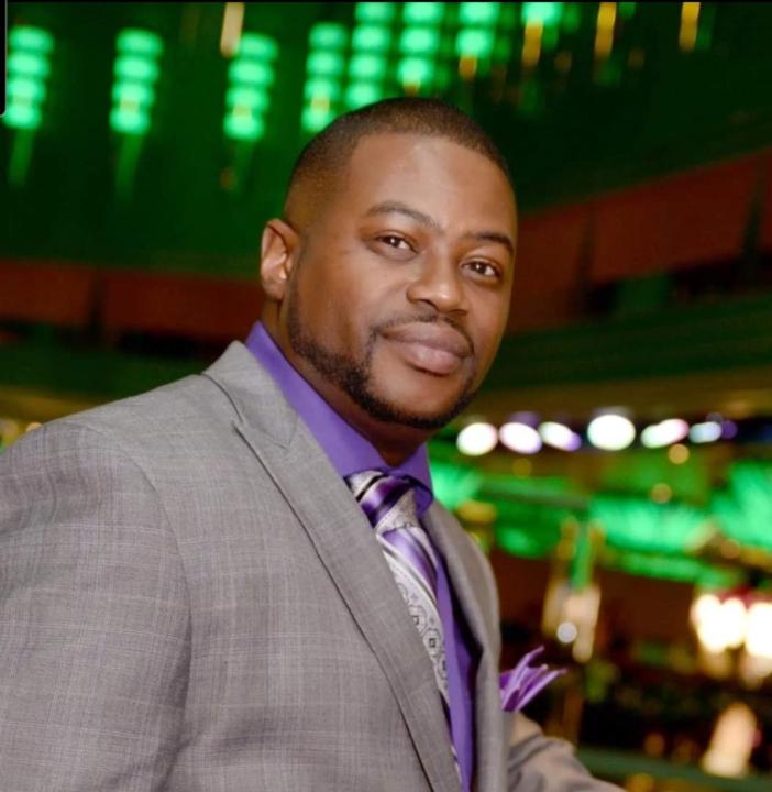 Raymond Crayton