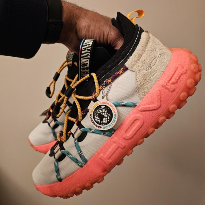 Under Armour HOVR Summit  "Fat Tire"