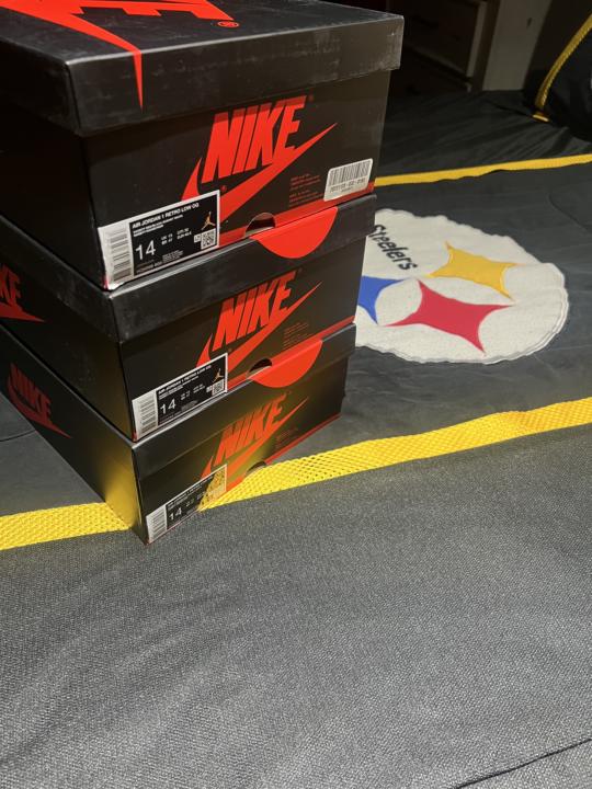 Air Jordan 1 Low OG Chicago’s 2025