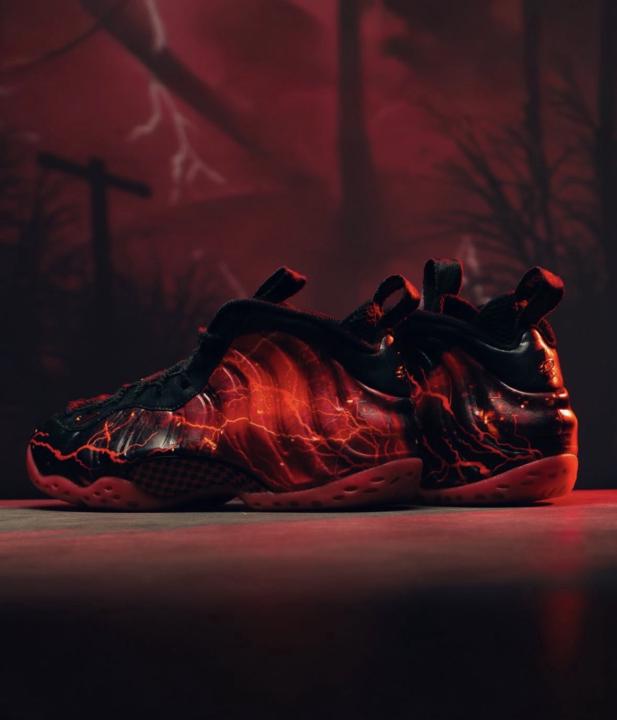 STRANGER THINGS X NIKE FOAMPOSITE ONE