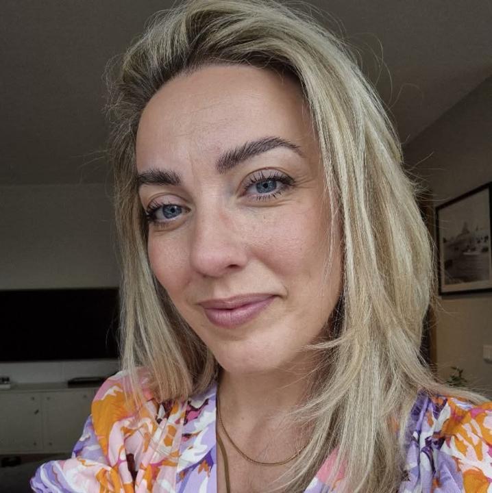 Sandra Karen Káradóttir