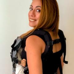 Andrea Arenas