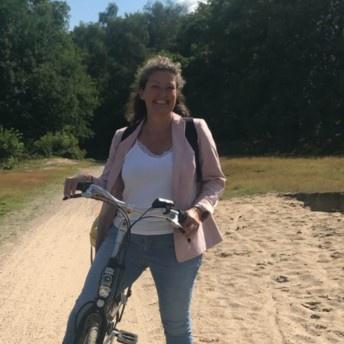 Hetty Barneveld