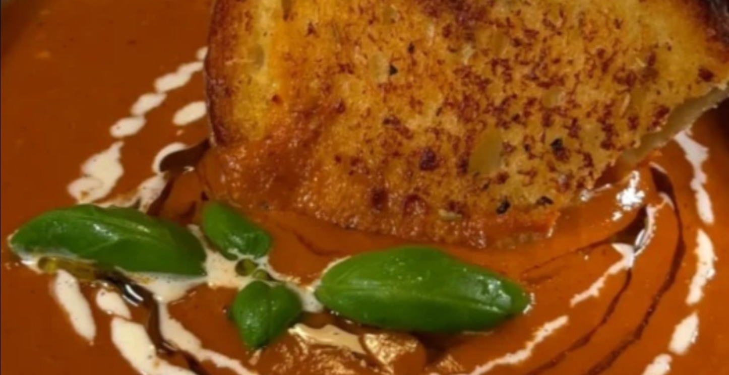 Roasted Tomato and Sweeet Pepper Soup