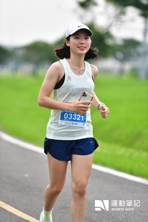 Nicole Huang
