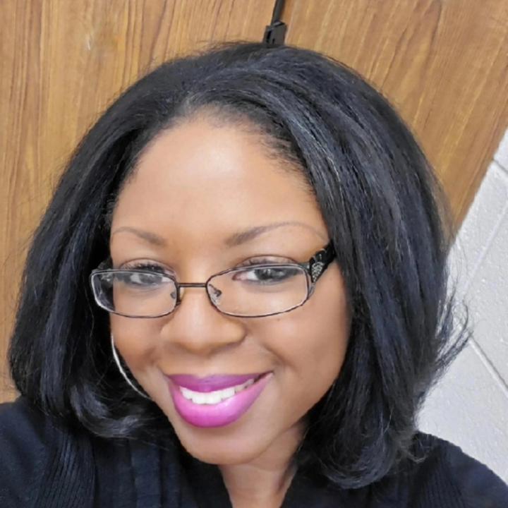 Candice Brooks