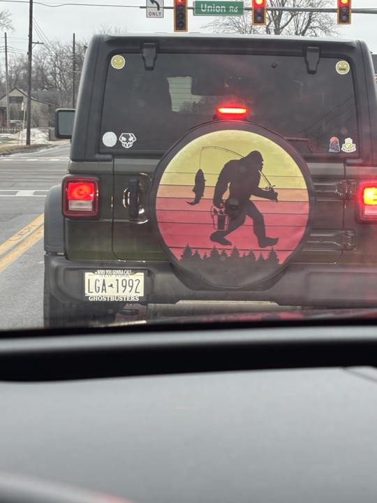 Big Foot says HI 🤣✨