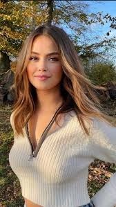 Laxi Rose