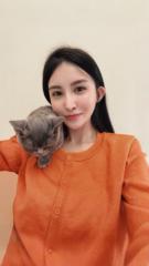 林 虔雯
