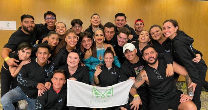 Salsa Social Club