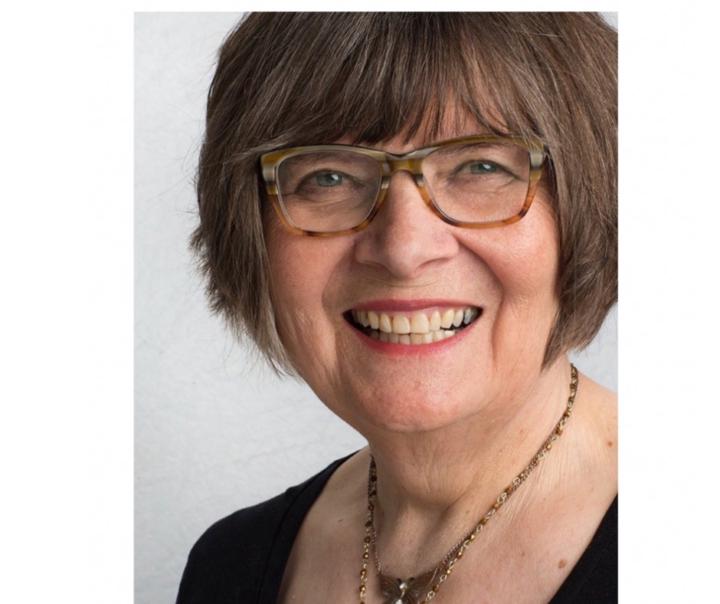 Colleen Lowe