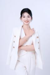 Bé Trâm Ngô thị