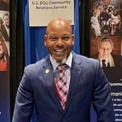 Dion Lyons