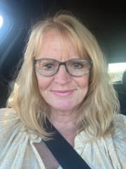 Lesley Cooper-young