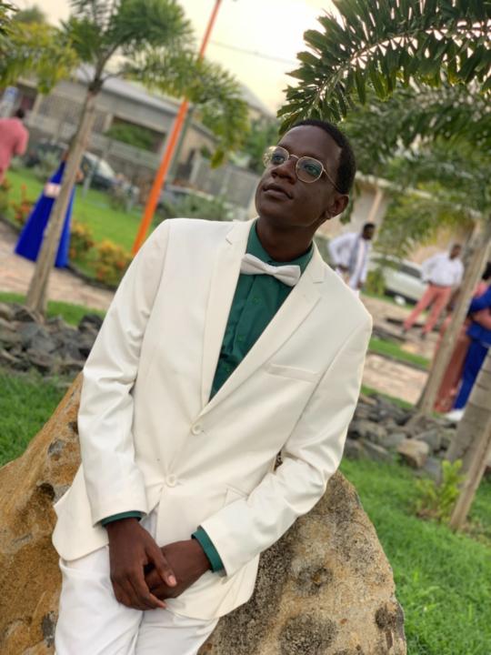 Anoel Favel