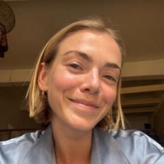 Claire D
