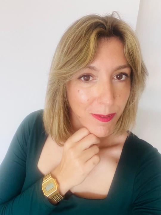 Fina López