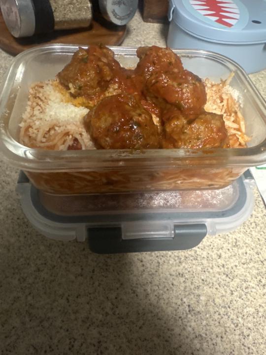 Meal Prep healthy pasta and meatballs 🍝