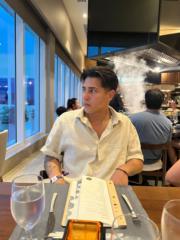 Evan Hernandez
