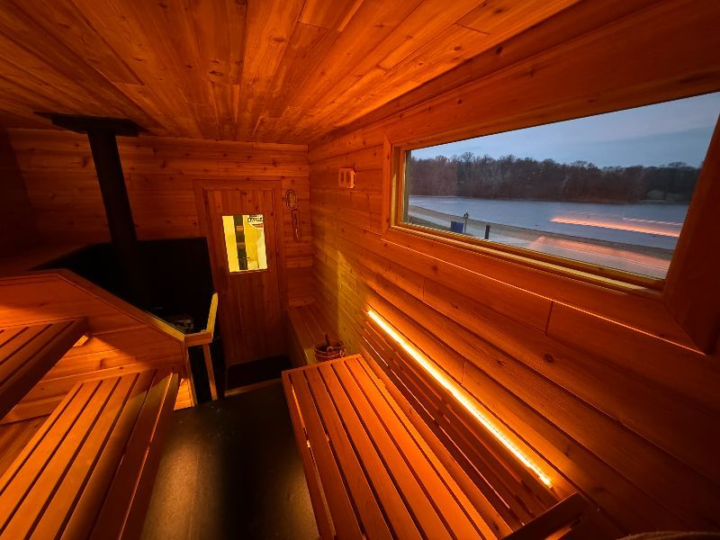 Sauna and Cold Plunge, Any Adventruers?