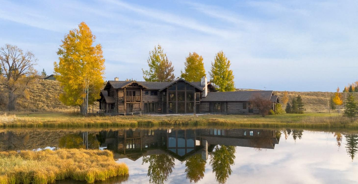 Mastering Photos & Content for Listings