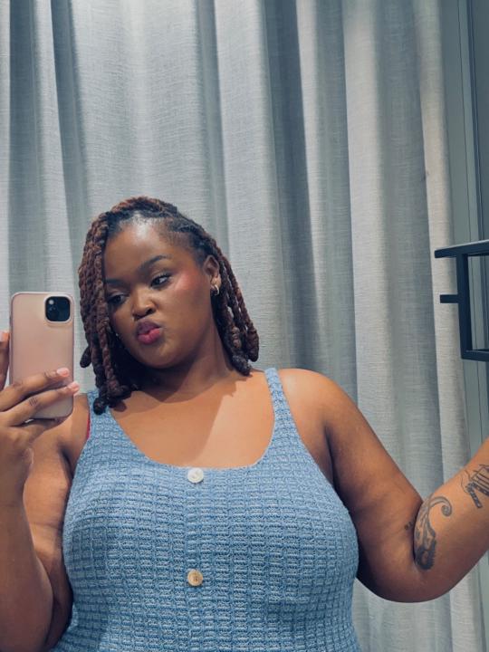 Candy Itumeleng Mathole