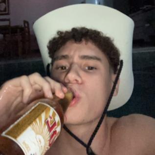 Caio Couto TCR