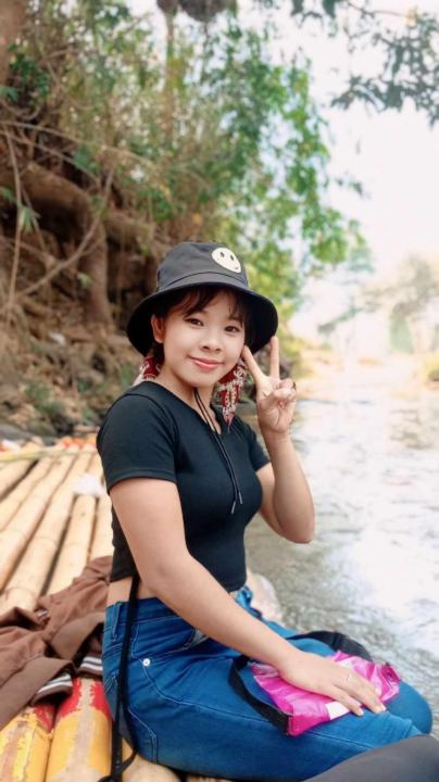 แสง ใส