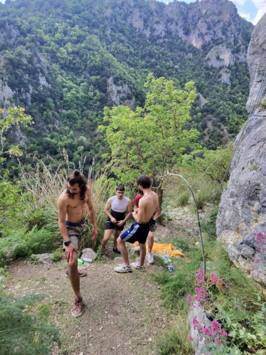[ROCCIA, SUDORE E RISULTATI: LA GIORNATA PERFETTA] 🧗‍♂️