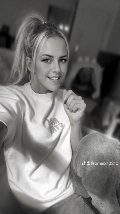 Amie Dare