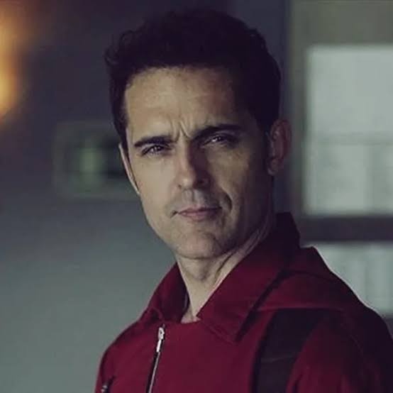 Carlos H