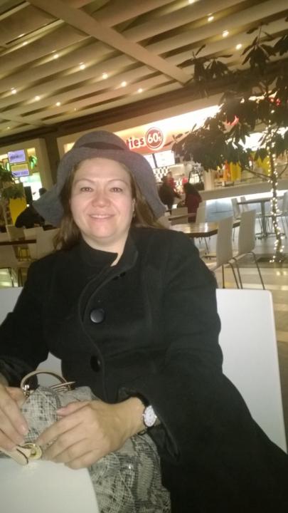 Claudia guadalupe Farias negretti