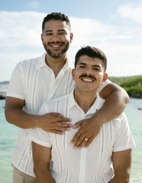 Why do gay couples, like pets and their owners, wind up looking alike?