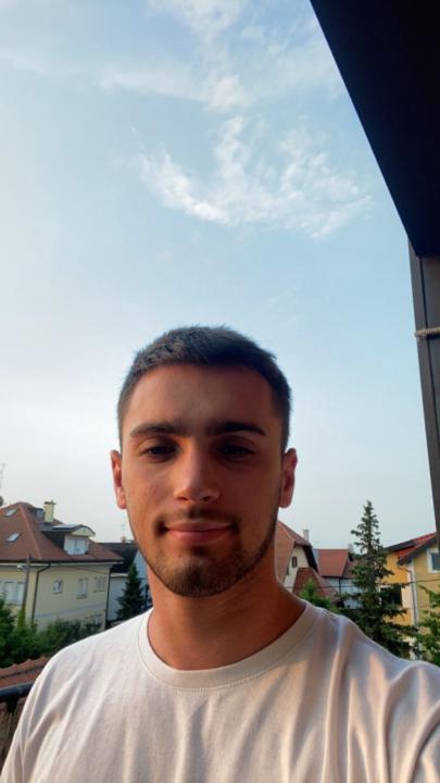 Alessandro Zuzic