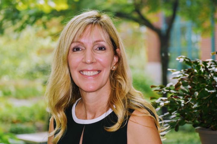 Carol Ecker