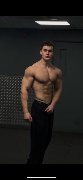Tom Powell