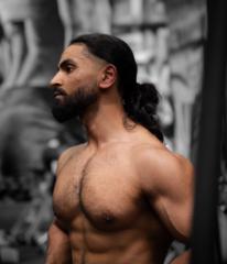 Naz Fahim