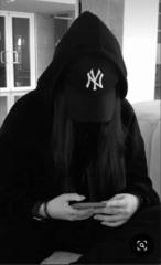 Nikkie Vannette Miral