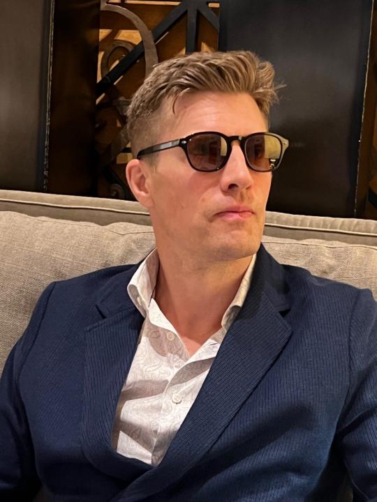 James Oli