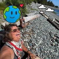 Tâwiw Wâsêtâhkwakâw