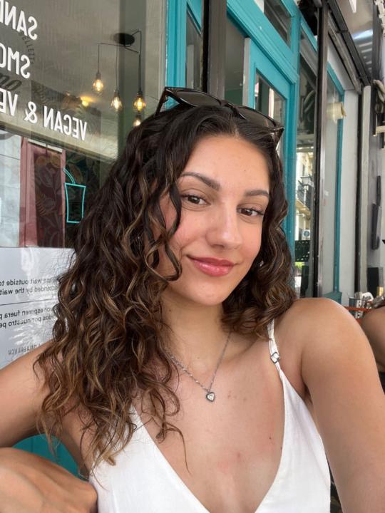 Amaris Sandhu-Knott
