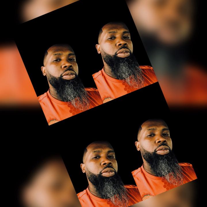 Christopher Lindo