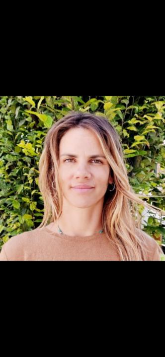 Alba Mares
